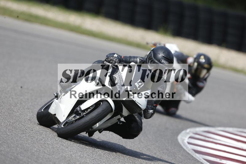 Archiv-2025/49 26.08.2025 Cornu Master School ADR/gruen-vert/4